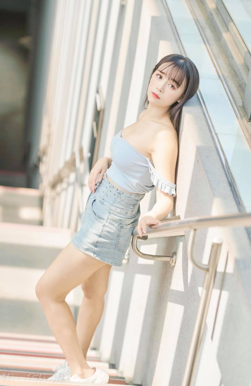 美腿系列|美腿女郎-琦琦 长腿美女外拍写真「77P」